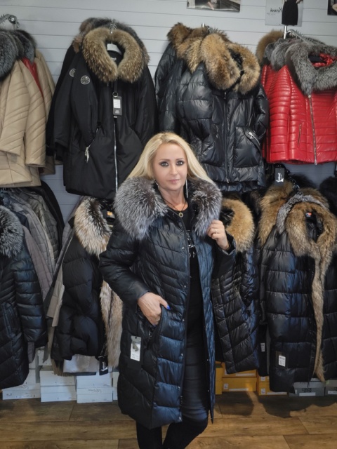 EKSKLUZYWNY EFEKTOWNY PŁASZCZ PUCHOWY JAKOŚĆ PREMIUM NATURALNY SREBRNY LIS