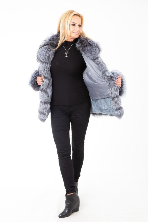EKSKLUZYWNA PARKA DŻINSOWA DAMSKA OBSZYTA PIĘKNYM NATURALNYM FUTREM Z LISA EKSKLUZYWNA PARKA DŻINSOWA DAMSKA OBSZYTA PIĘKNYM NATURALNYM FUTREM Z LISA
